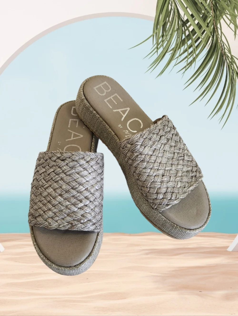 Beach By Matisse Cairo Gray Platform Sandals. Size 7